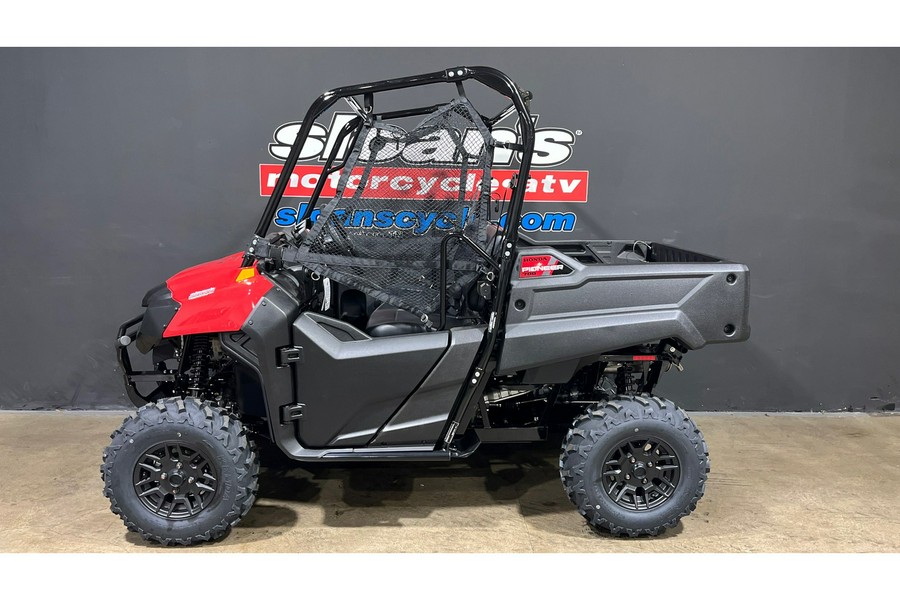 2026 Honda Pioneer 700 Deluxe