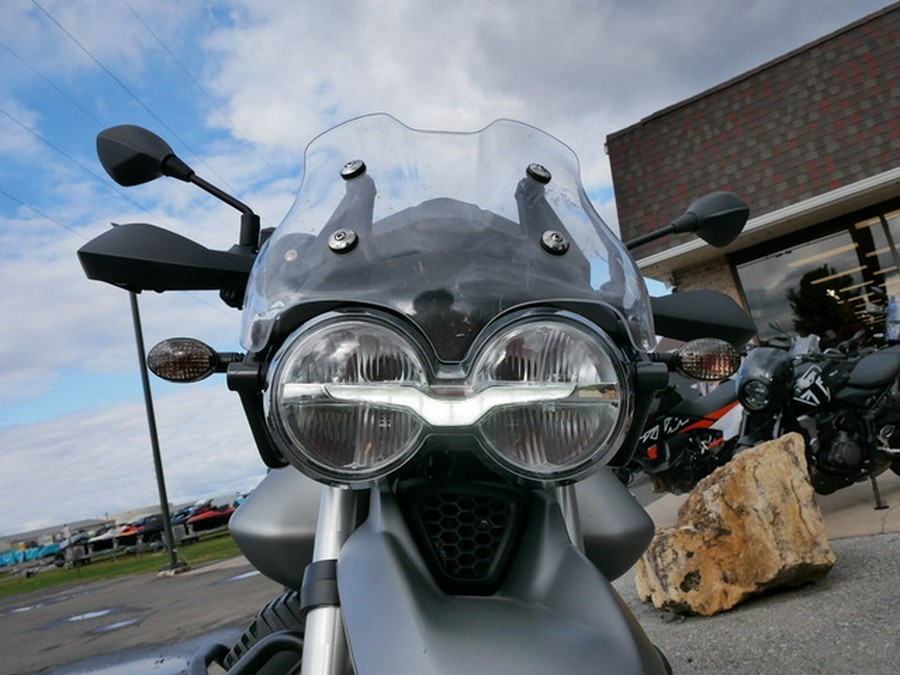 2020 Moto Guzzi V85 TT