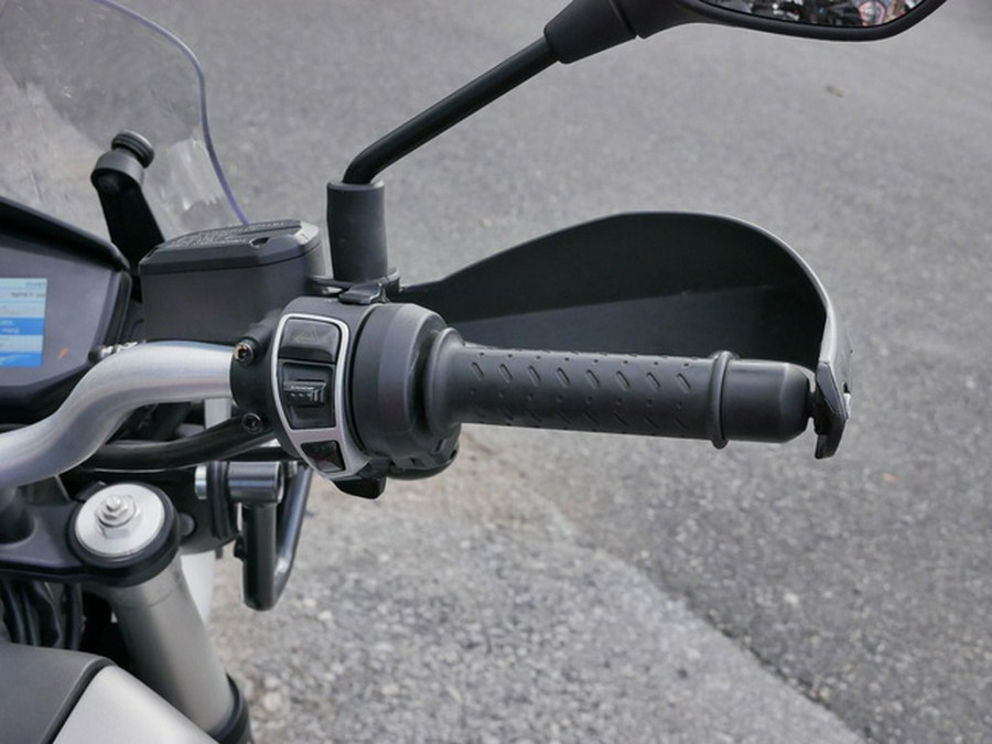 2020 Moto Guzzi V85 TT