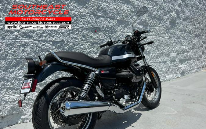 2023 Moto Guzzi V7 Stone Special Edition First Look