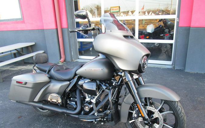 2019 Harley-Davidson® FLHXS - Street Glide® Special