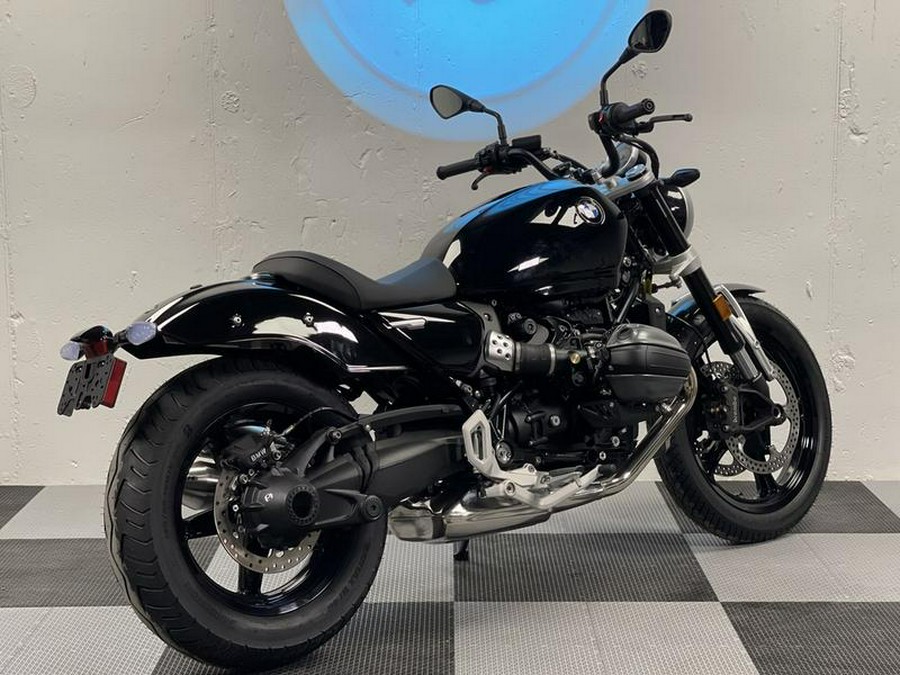 2024 BMW R 12 Blackstorm Metallic