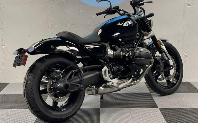 2024 BMW R 12 Blackstorm Metallic