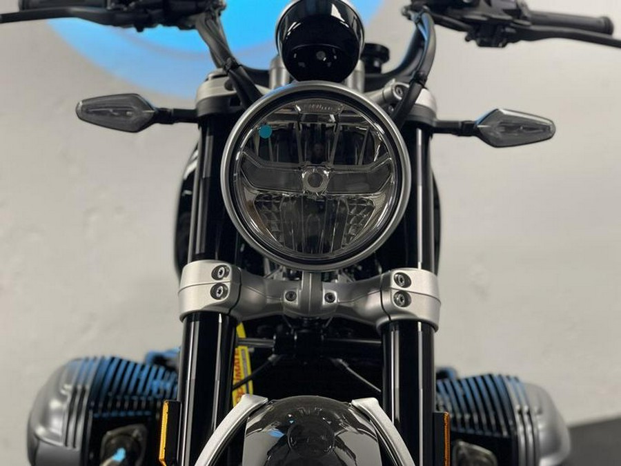 2024 BMW R 12 Blackstorm Metallic