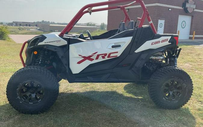 2024 Can-Am® Maverick Sport X rc 1000R