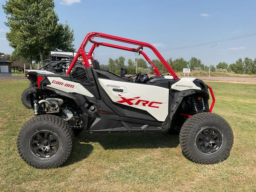 2024 Can-Am® Maverick Sport X rc 1000R