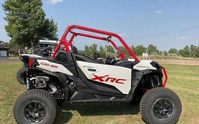 2024 Can-Am® Maverick Sport X rc 1000R