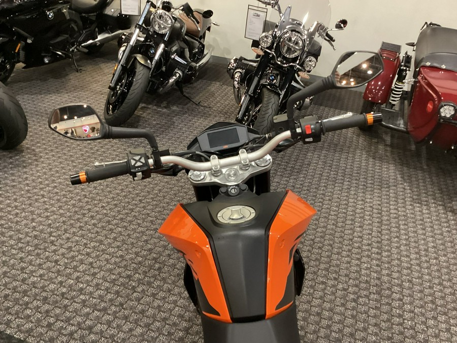 2018 KTM 690 Duke