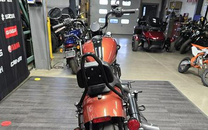 2024 Indian Motorcycle® CHIEF BOBBER DARK HORSE ICON