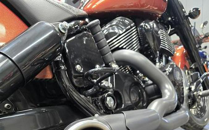 2024 Indian Motorcycle® CHIEF BOBBER DARK HORSE ICON