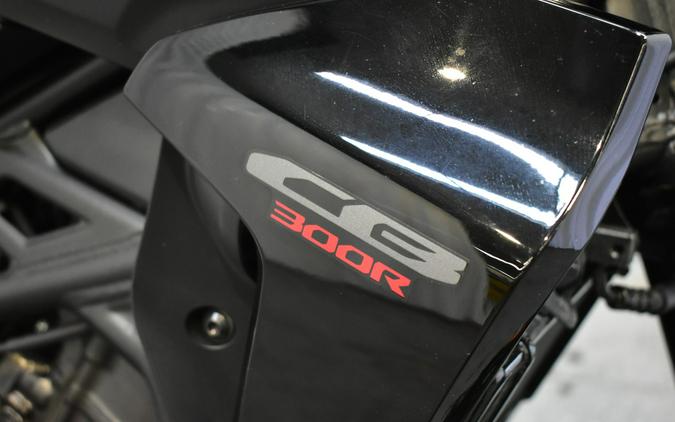 2025 CB300R ABS - Honda