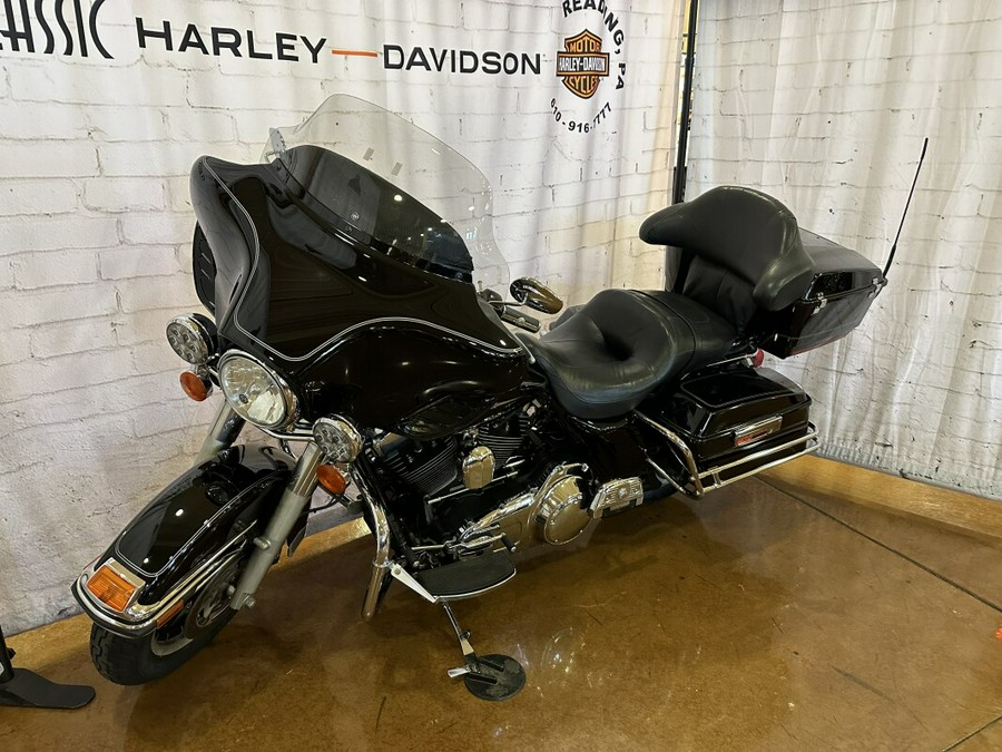 2008 Harley-Davidson Electra Glide® Classic FLHTC Vivid Black