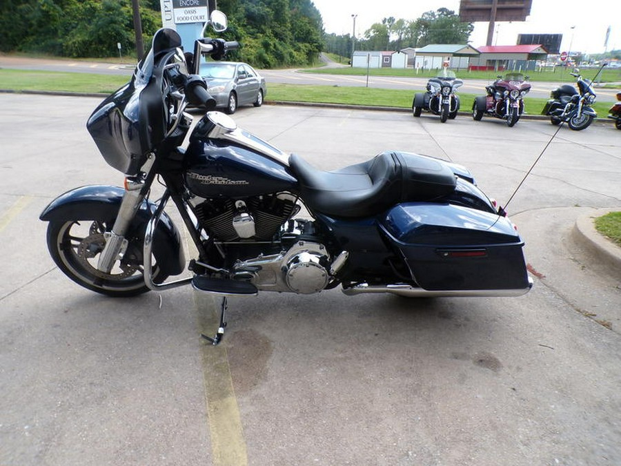 2014 Harley-Davidson® FLHX - Street Glide®