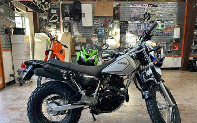 2026 Yamaha TW200