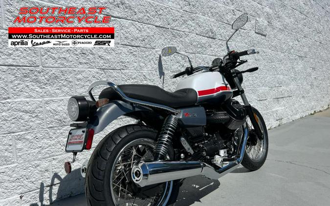 2023 Moto Guzzi V7 Special