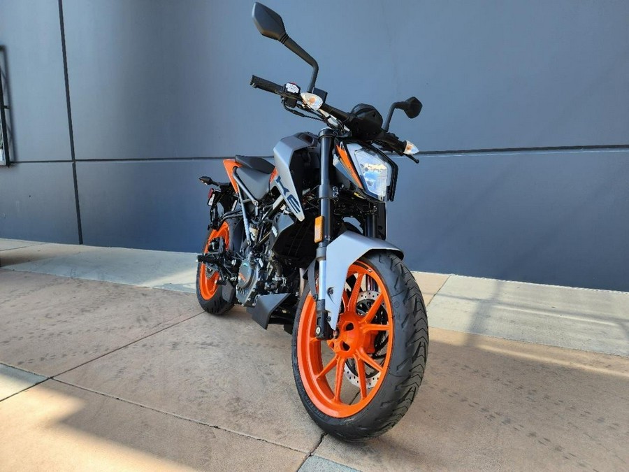 2023 KTM 200 DUKE