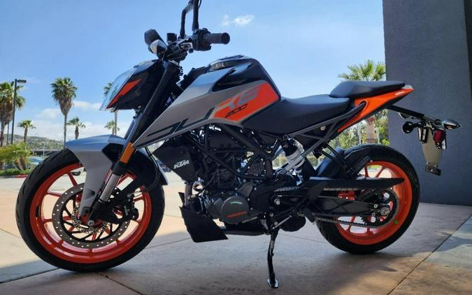 2023 KTM 200 DUKE