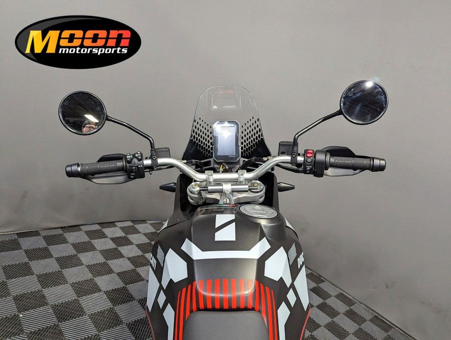 2024 Ducati DesertX