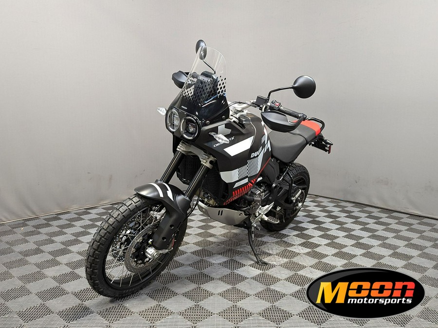 2024 Ducati DesertX