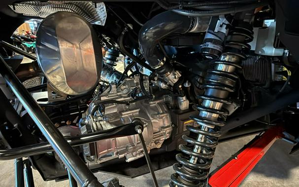 2025 Can-Am® Maverick R Max 999T DCT