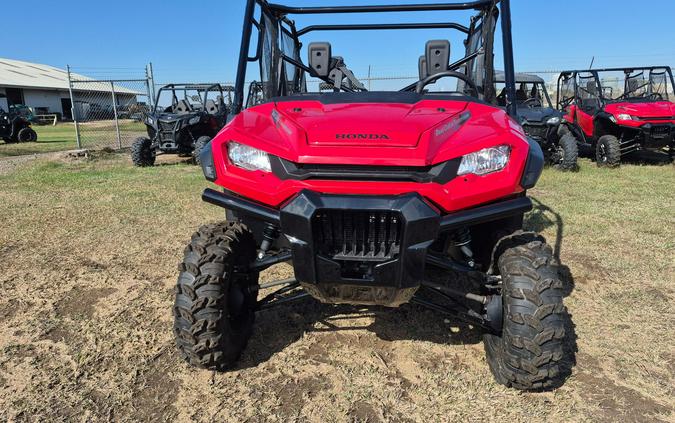 2025 Honda Pioneer 1000-6 Crew Deluxe