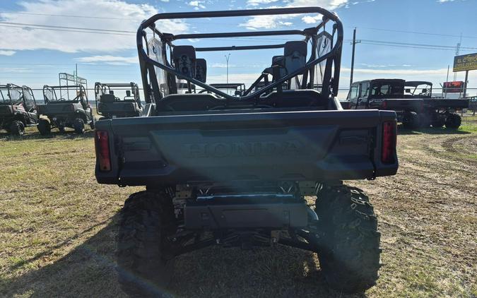 2025 Honda Pioneer 1000-6 Crew Deluxe