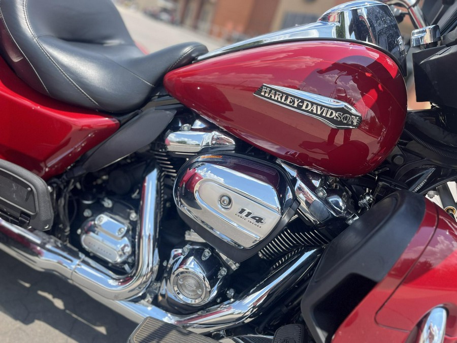 2021 Harley-Davidson® FLHTCUTG Tri Glide® Ultra Billiard Red 856209