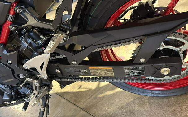 2025 Kawasaki Z500 SE ABS