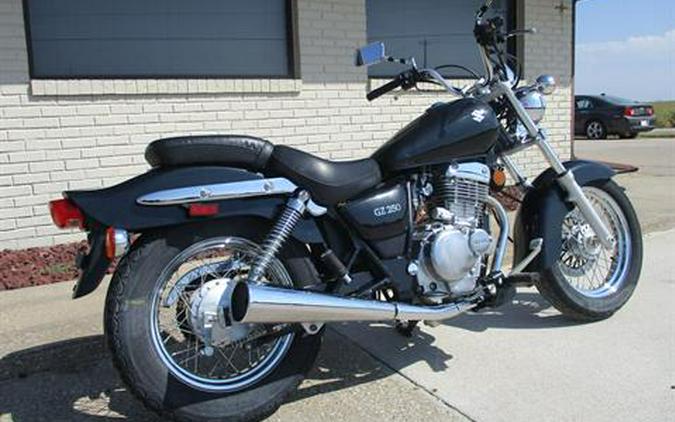 2005 Suzuki GZ250