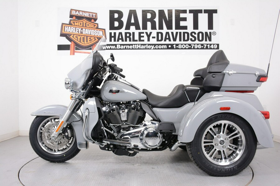 2024 Harley-Davidson FLHTCUTG Tri Glide Ultra