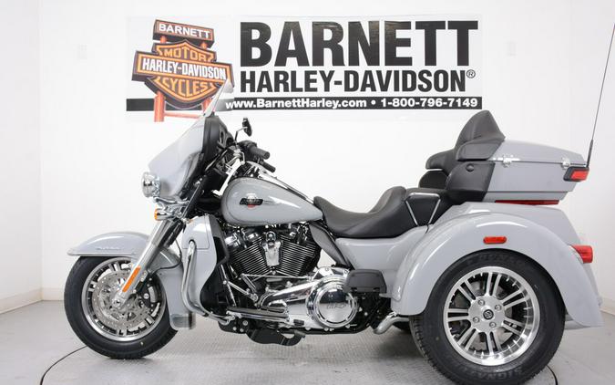 2024 Harley-Davidson FLHTCUTG Tri Glide Ultra