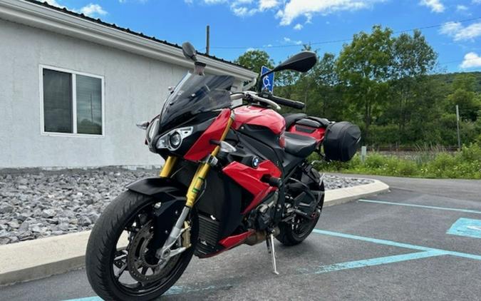 2014 BMW S 1000 R