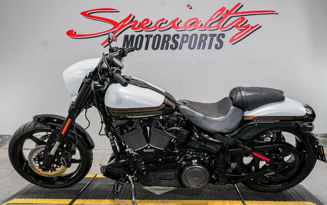 2016 Harley-Davidson CVO™ Pro Street Breakout®