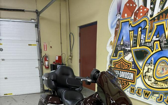 2021 Harley-Davidson® Ultra Limited Midnight Crimson