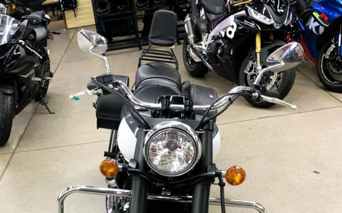 2021 Kawasaki Vulcan® 900 Classic