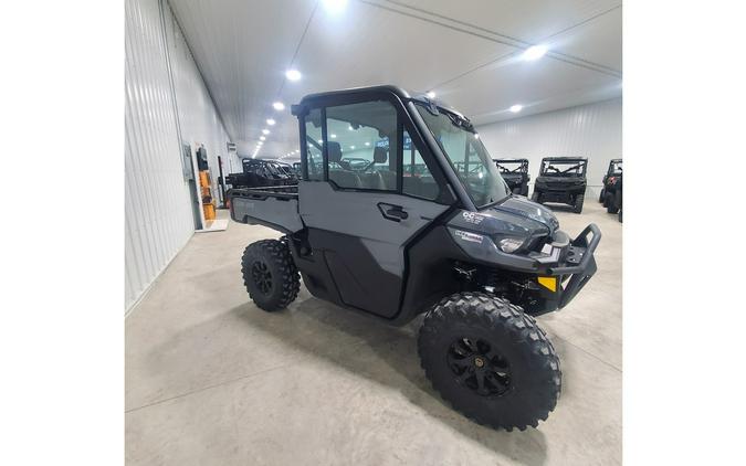 2023 Can-Am Defender Limited HD10