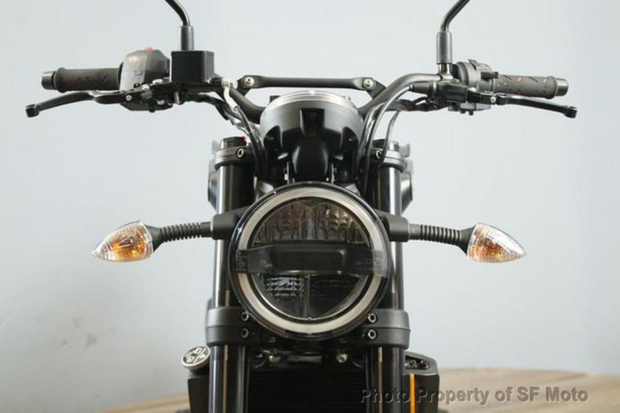 2023 Husqvarna SVARTPILEN 401