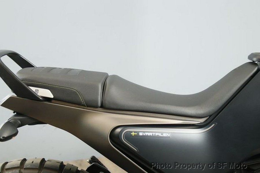 2023 Husqvarna SVARTPILEN 401