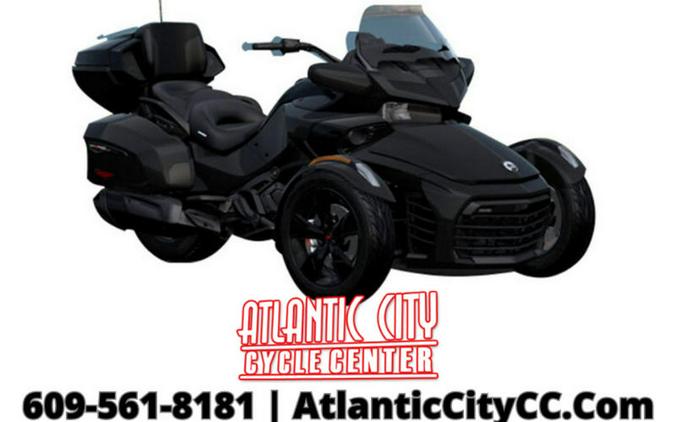 2023 Can-Am® Spyder F3 Limited Dark Wheels