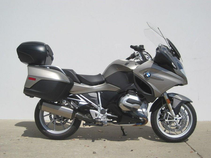 2016 BMW R 1200 RT Platinum Bronze Metallic