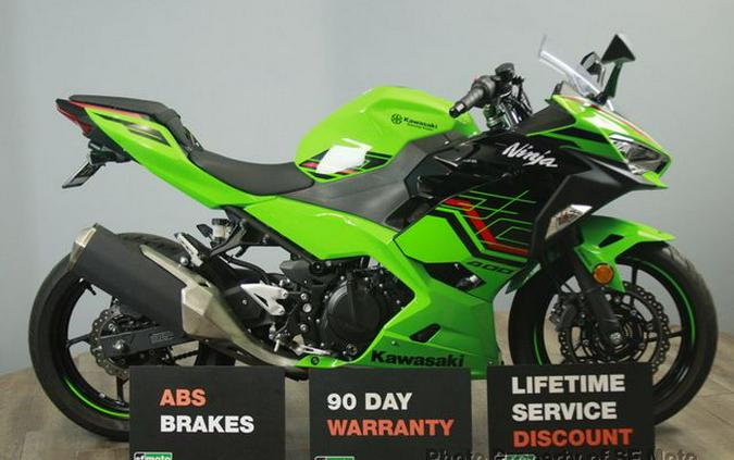 2023 Kawasaki Ninja 400 ABS KRT Edition