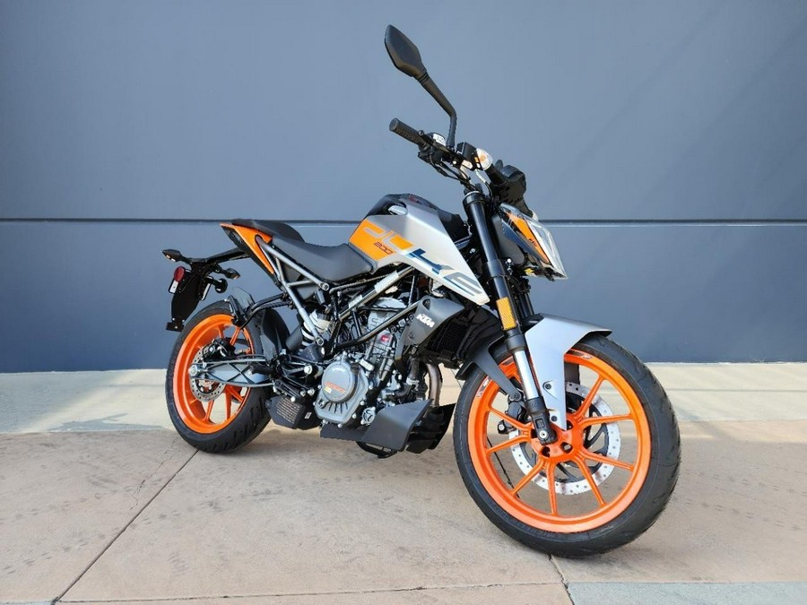 2023 KTM 200 DUKE