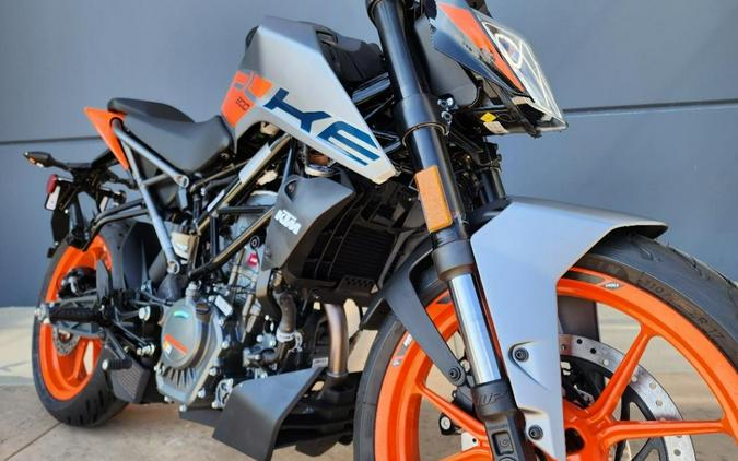 2023 KTM 200 DUKE