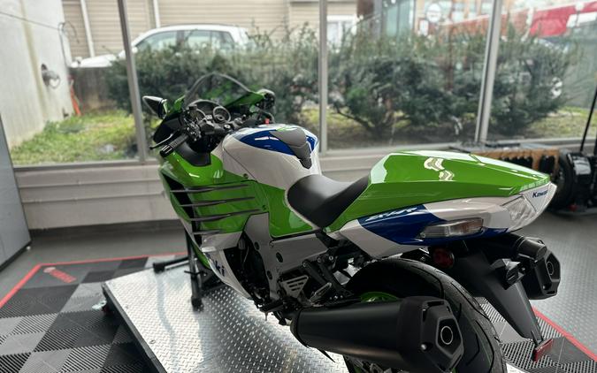 2024 Kawasaki Ninja® ZX™-14R 40th Anniversary Edition ABS