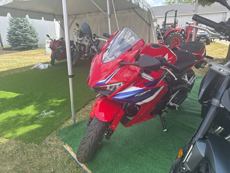 2025 Honda CBR500R