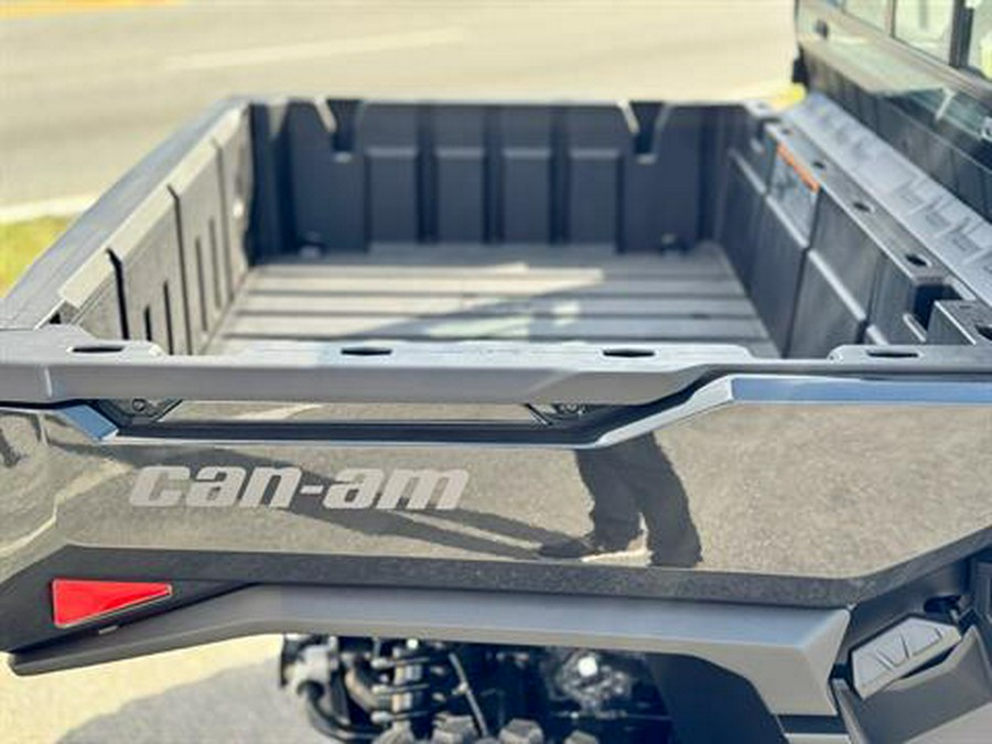 2026 Can-Am Defender MAX Lone Star HD11