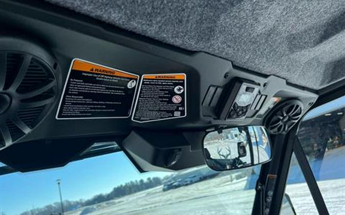 2024 Can-Am Defender Limited