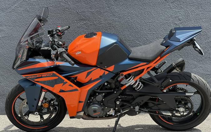 2023 KTM RC 390