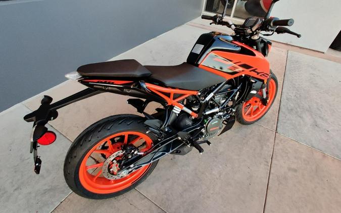 2023 KTM 200 DUKE