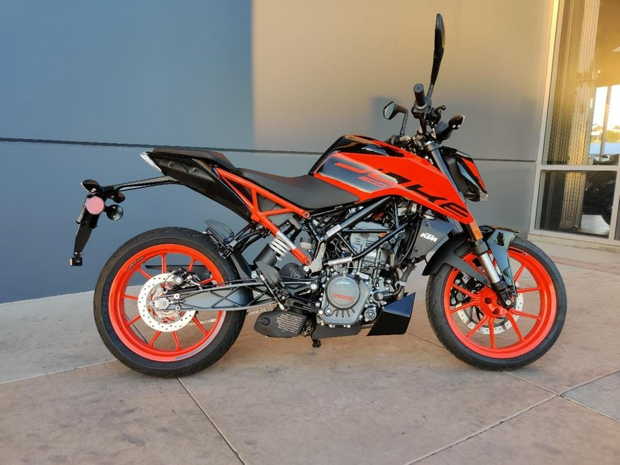 2023 KTM 200 DUKE